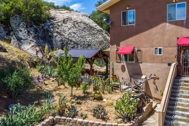 20841 Deerhorn Valley Rd, Jamul, CA 91935