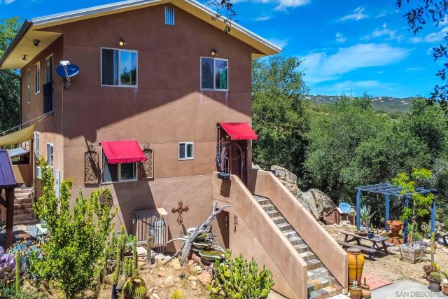 20841 Deerhorn Valley Rd, Jamul, CA 91935