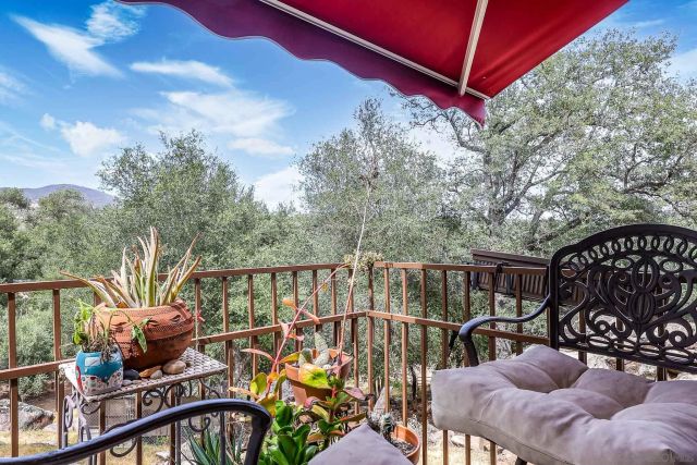 20841 Deerhorn Valley Rd, Jamul, CA 91935