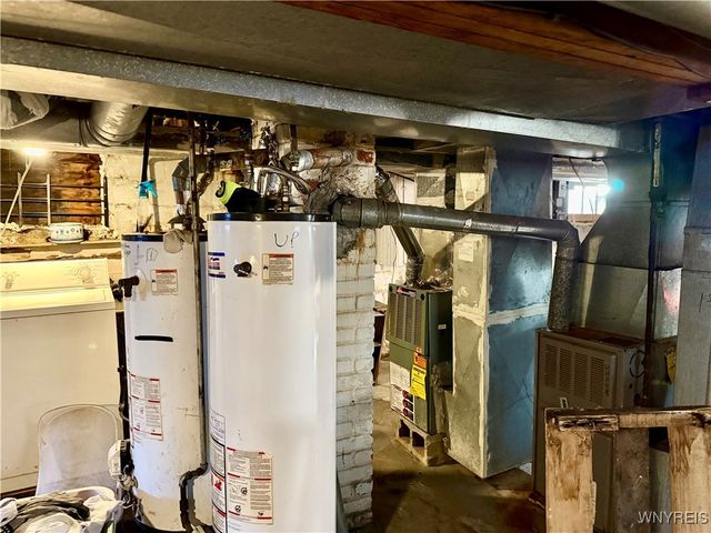 181 Clarence Avenue, Buffalo, NY 14215