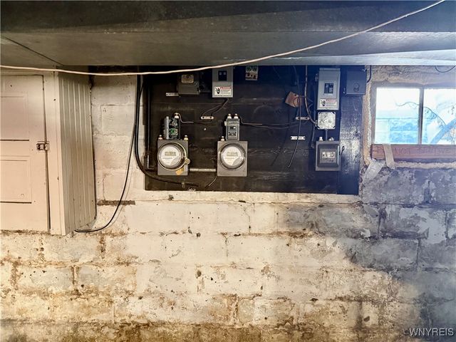 181 Clarence Avenue, Buffalo, NY 14215