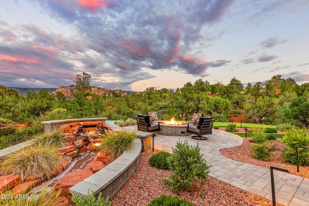 Image 13 of property listing at 202 CALLE DIAMANTE --, Sedona, AZ 86336