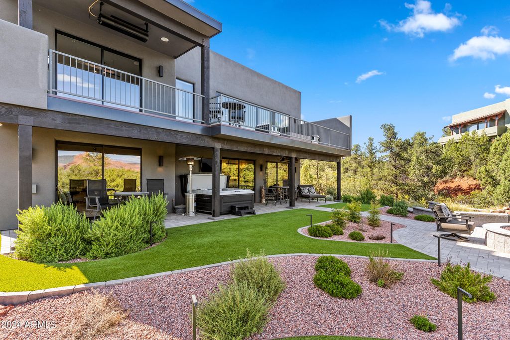 Image 15 of property listing at 202 CALLE DIAMANTE --, Sedona, AZ 86336