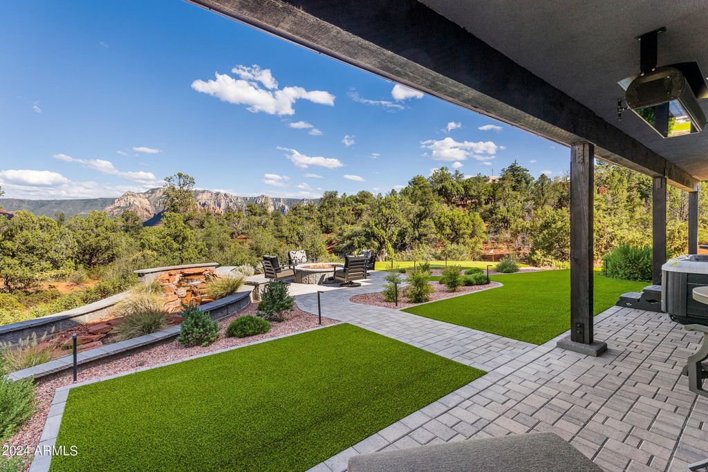 Image 16 of property listing at 202 CALLE DIAMANTE --, Sedona, AZ 86336