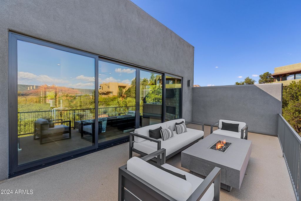 Image 21 of property listing at 202 CALLE DIAMANTE --, Sedona, AZ 86336