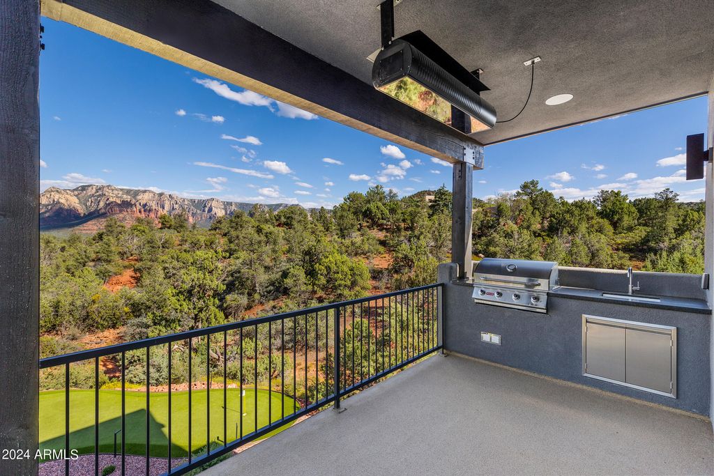 Image 22 of property listing at 202 CALLE DIAMANTE --, Sedona, AZ 86336