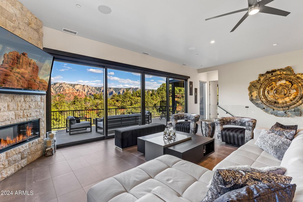 Image 28 of property listing at 202 CALLE DIAMANTE --, Sedona, AZ 86336