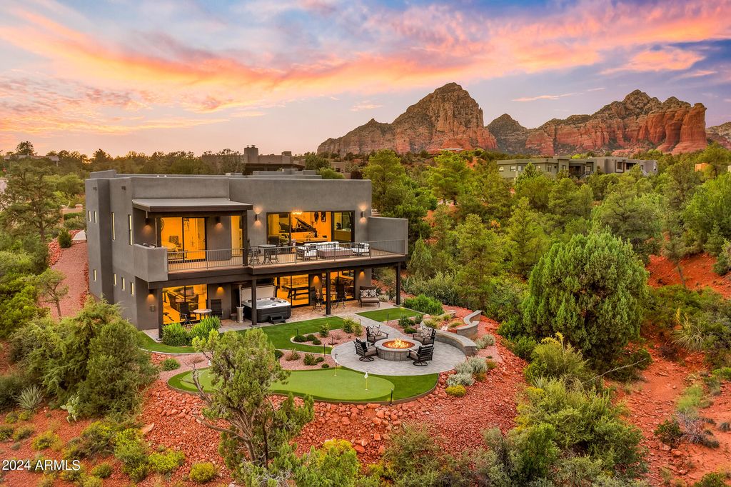 Image 8 of property listing at 202 CALLE DIAMANTE --, Sedona, AZ 86336