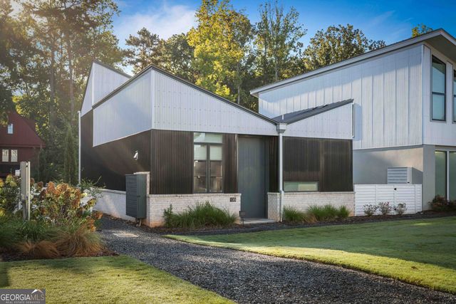 135 Arcadia Avenue, Fayetteville, GA 30214