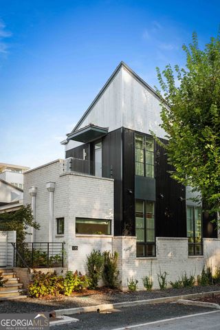 135 Arcadia Avenue, Fayetteville, GA 30214
