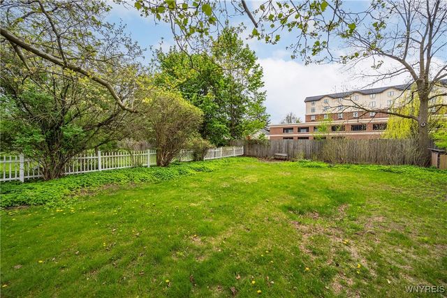 37 Linwood Avenue, Amherst, NY 14221