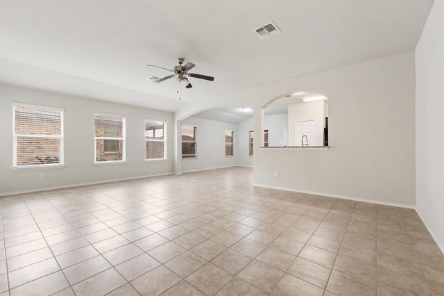 1709 Gigante DR, Killeen, TX 76543