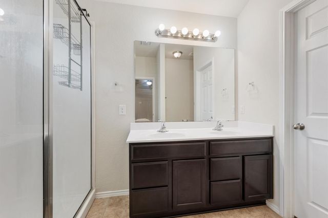 1709 Gigante DR, Killeen, TX 76543