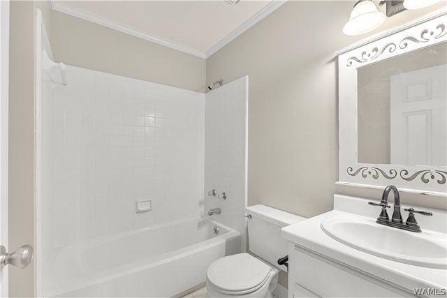 4902 Lakehurst, Northport, AL 35473