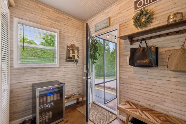 735 Hurricane Ridge Rd, Smithville, TN 37166