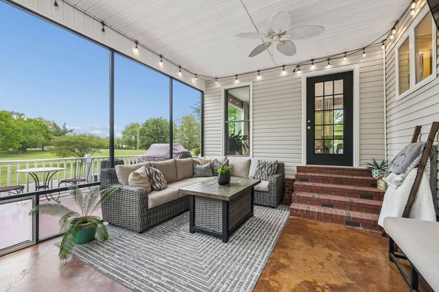 735 Hurricane Ridge Rd, Smithville, TN 37166