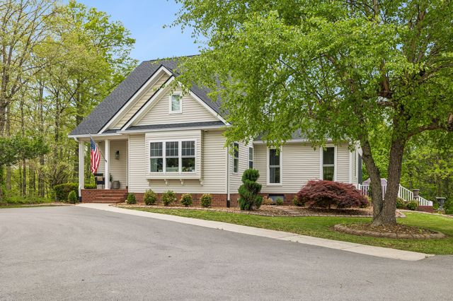 735 Hurricane Ridge Rd, Smithville, TN 37166