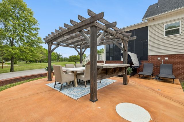 735 Hurricane Ridge Rd, Smithville, TN 37166