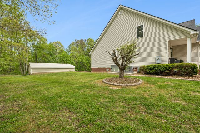 735 Hurricane Ridge Rd, Smithville, TN 37166