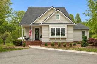 735 Hurricane Ridge Rd, Smithville, TN 37166