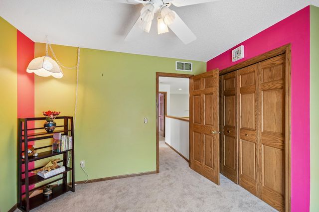 503 Abbey Way, Mendota Heights, MN 55120