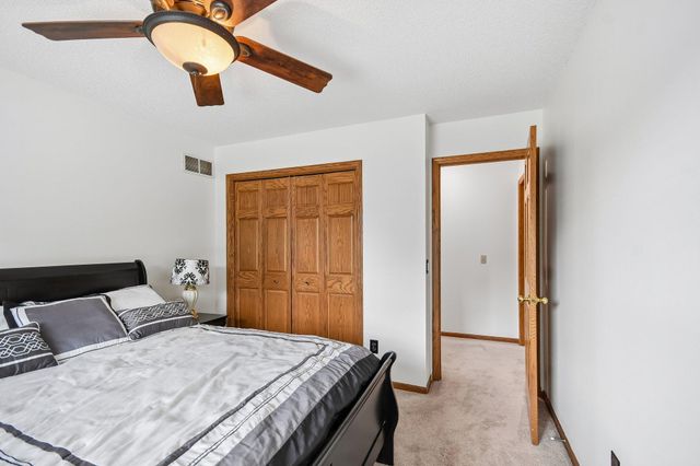503 Abbey Way, Mendota Heights, MN 55120