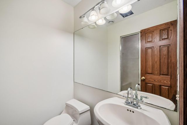 503 Abbey Way, Mendota Heights, MN 55120