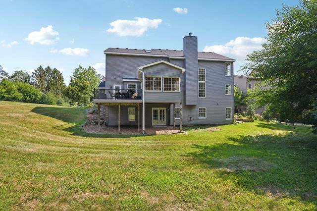 503 Abbey Way, Mendota Heights, MN 55120
