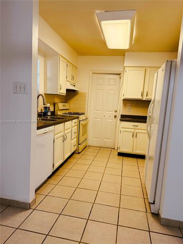 2591 NW 87th Ln NA, Sunrise, FL 33322