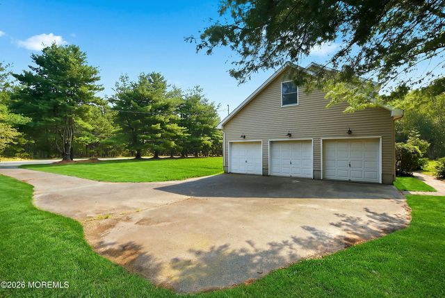 2901 Allenwood Lakewood Road, Allenwood, NJ 08720