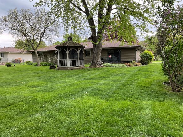 4586 COMET Drive, Machesney Park, IL 61115