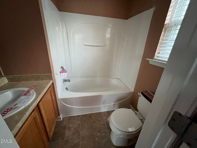 137 Buchanan Lane, Clayton, NC 27527