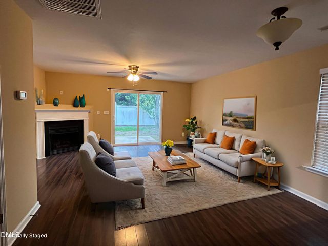 137 Buchanan Lane, Clayton, NC 27527
