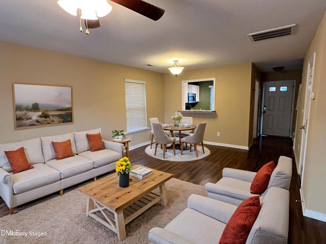 137 Buchanan Lane, Clayton, NC 27527