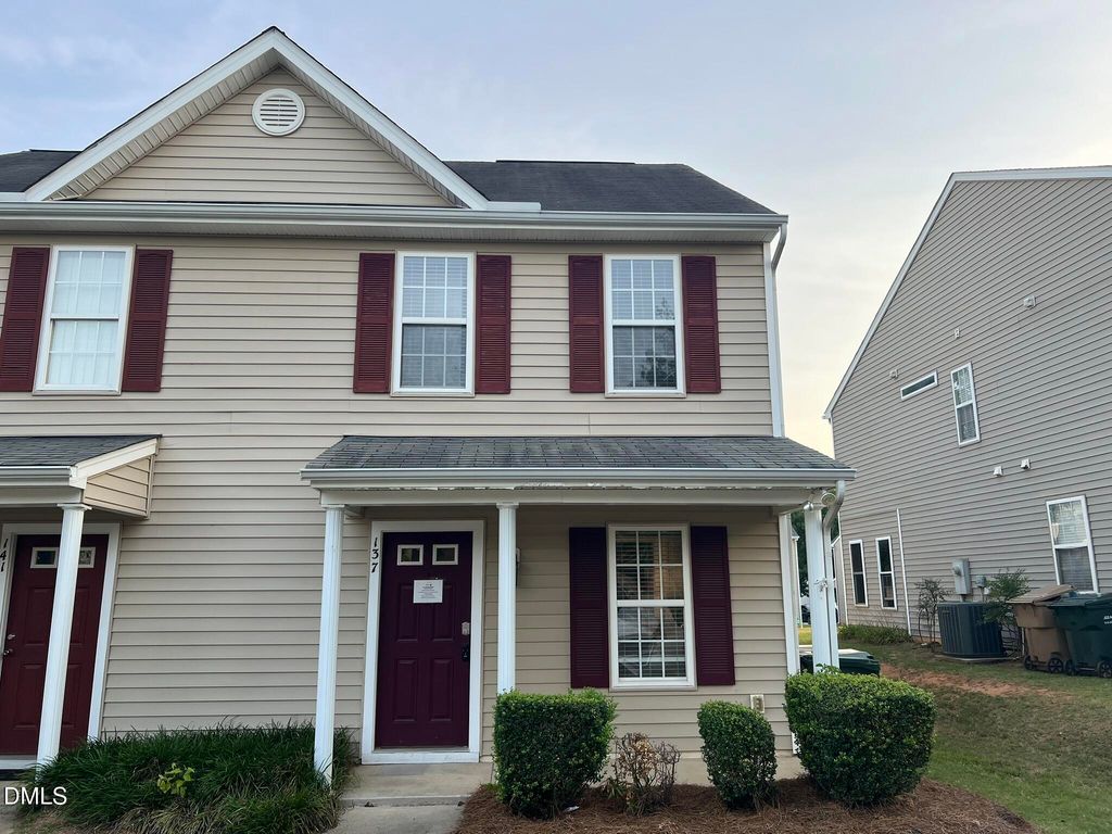 137 Buchanan Lane, Clayton, NC 27527