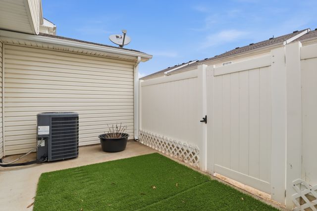 1038 Sitting Bull Xing, Murfreesboro, TN 37128