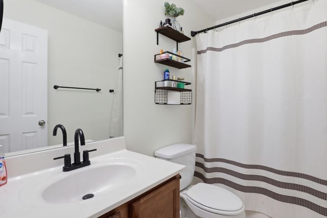 1038 Sitting Bull Xing, Murfreesboro, TN 37128