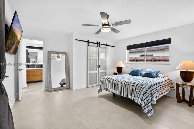 763 S Rainbow Dr, Hollywood, FL 33021