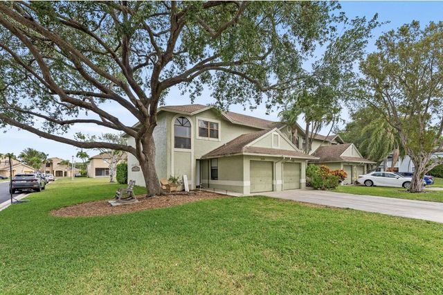 12176 Pasadena Way, Boynton Beach, FL 33437