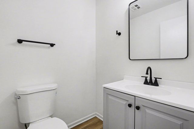 1971 Loomes Avenue, Downers Grove, IL 60516