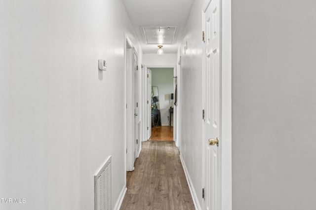 1208 West College Street, Jonesborough, TN 37659