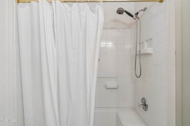 1208 West College Street, Jonesborough, TN 37659
