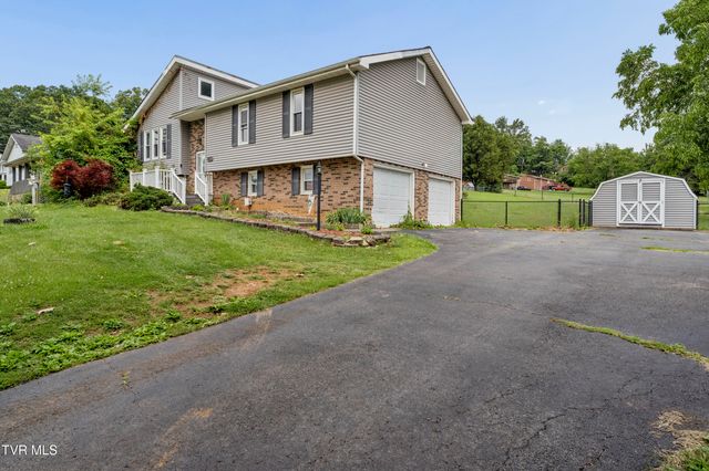 1208 West College Street, Jonesborough, TN 37659