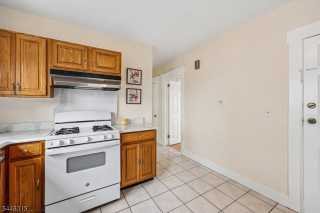 21 East 5th St, Clifton City, NJ 07011