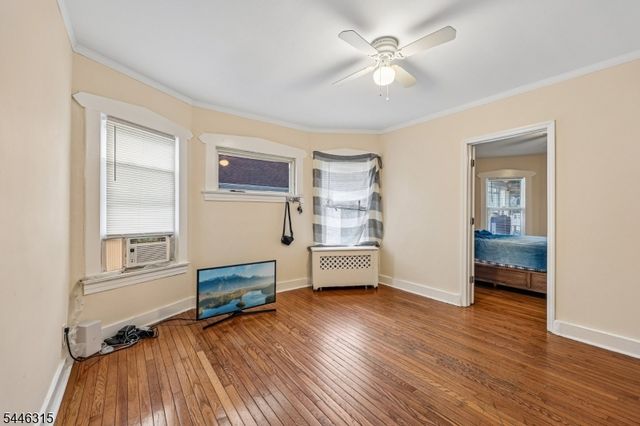 21 East 5th St, Clifton City, NJ 07011