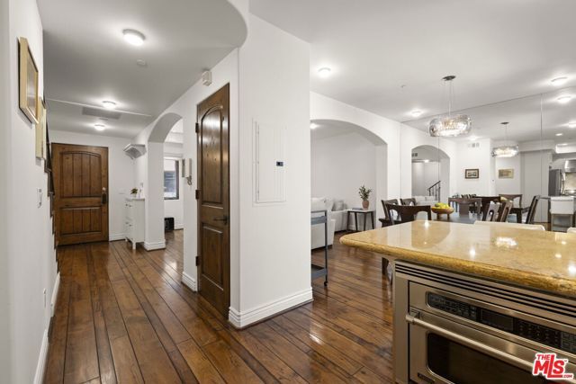 908 17th Street 4, Santa Monica, CA 90403