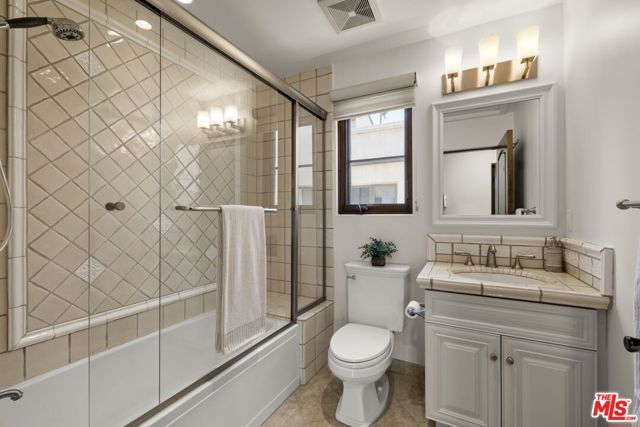 908 17th Street 4, Santa Monica, CA 90403