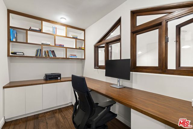 908 17th Street 4, Santa Monica, CA 90403