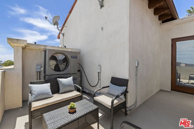 908 17th Street 4, Santa Monica, CA 90403