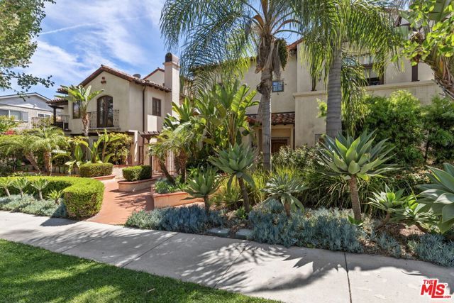 908 17th Street 4, Santa Monica, CA 90403